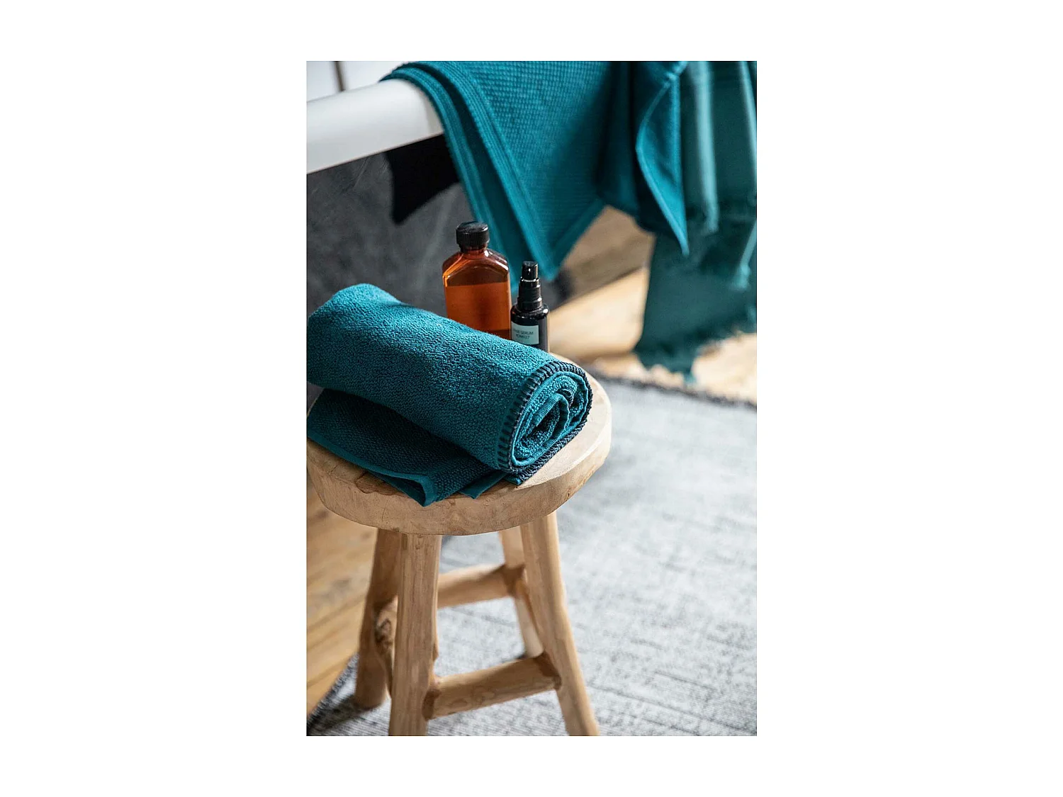 Drap de douche Bora paon 70 x 130 cm Vivaraise