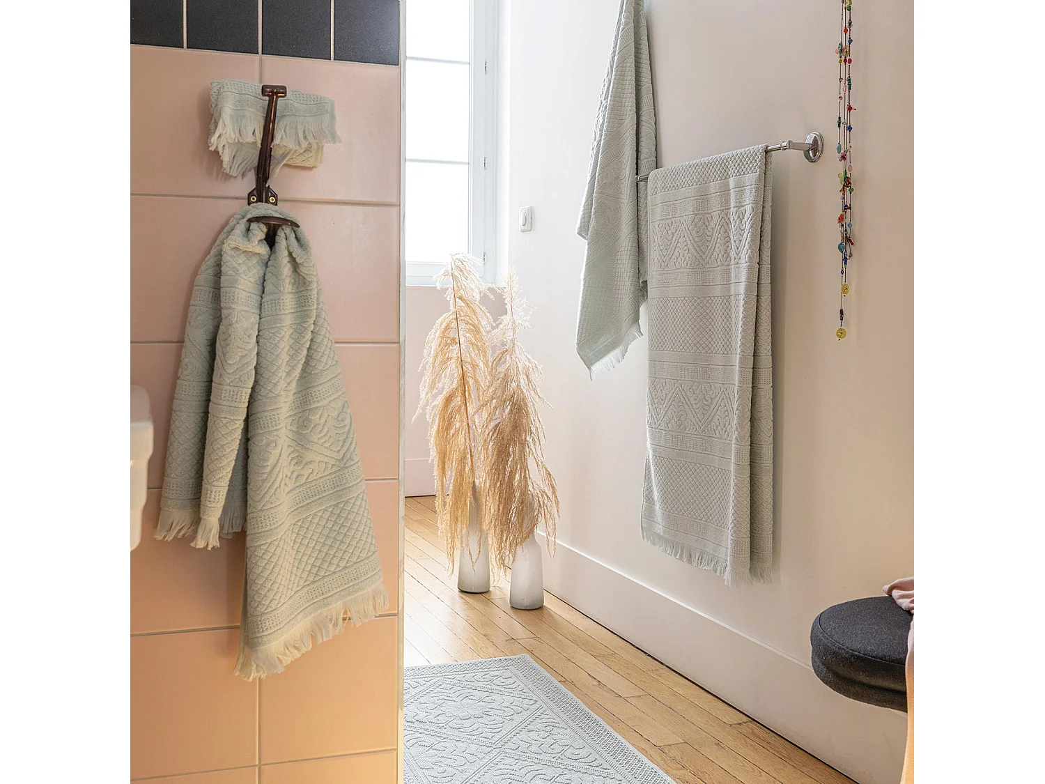 Drap de douche uni Zoé jade 70 x 140 cm Vivaraise