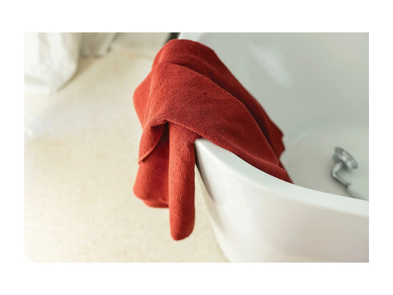 Drap de douche Bora geranium 70 x 130 cm Vivaraise