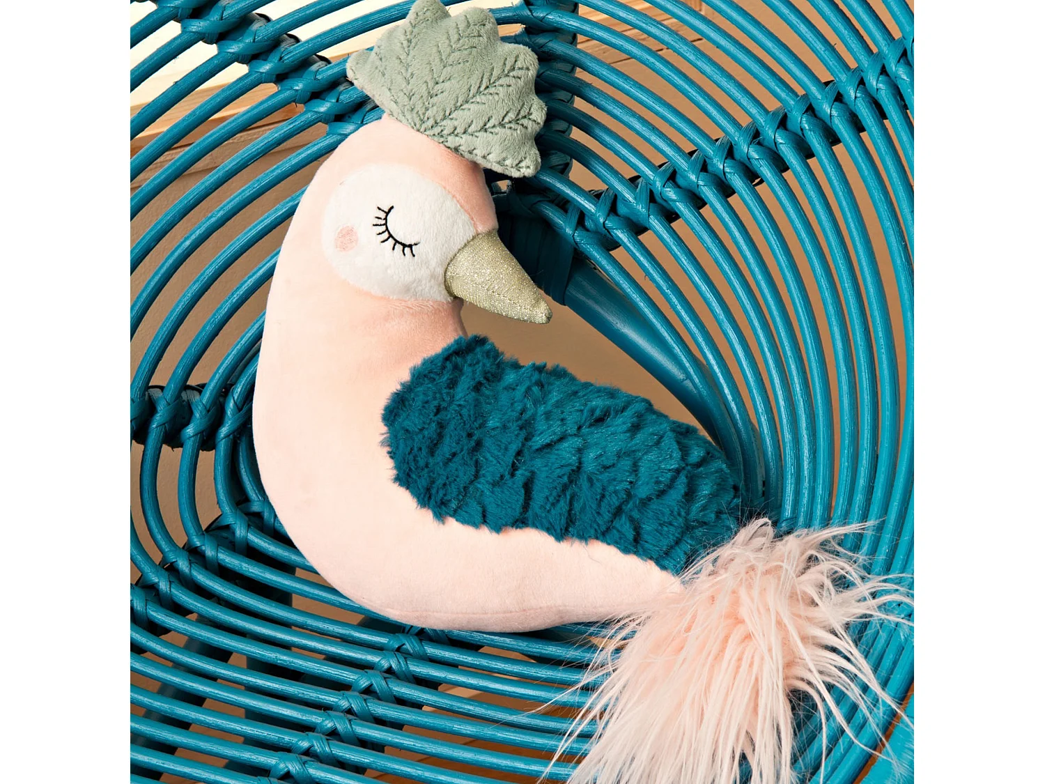 Peluche pavo real rosa Zelda 40x10x27cm