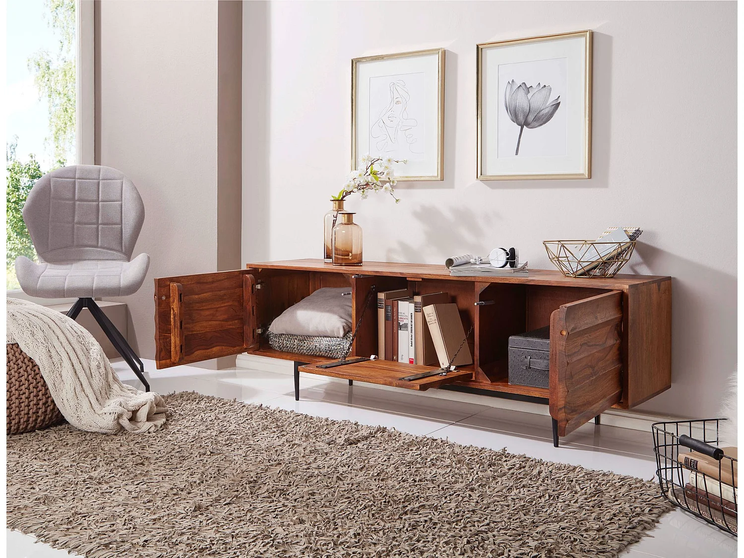 Meuble TV 147 cm Lowboard Rangements Commode TV Bois Massif avec Portes