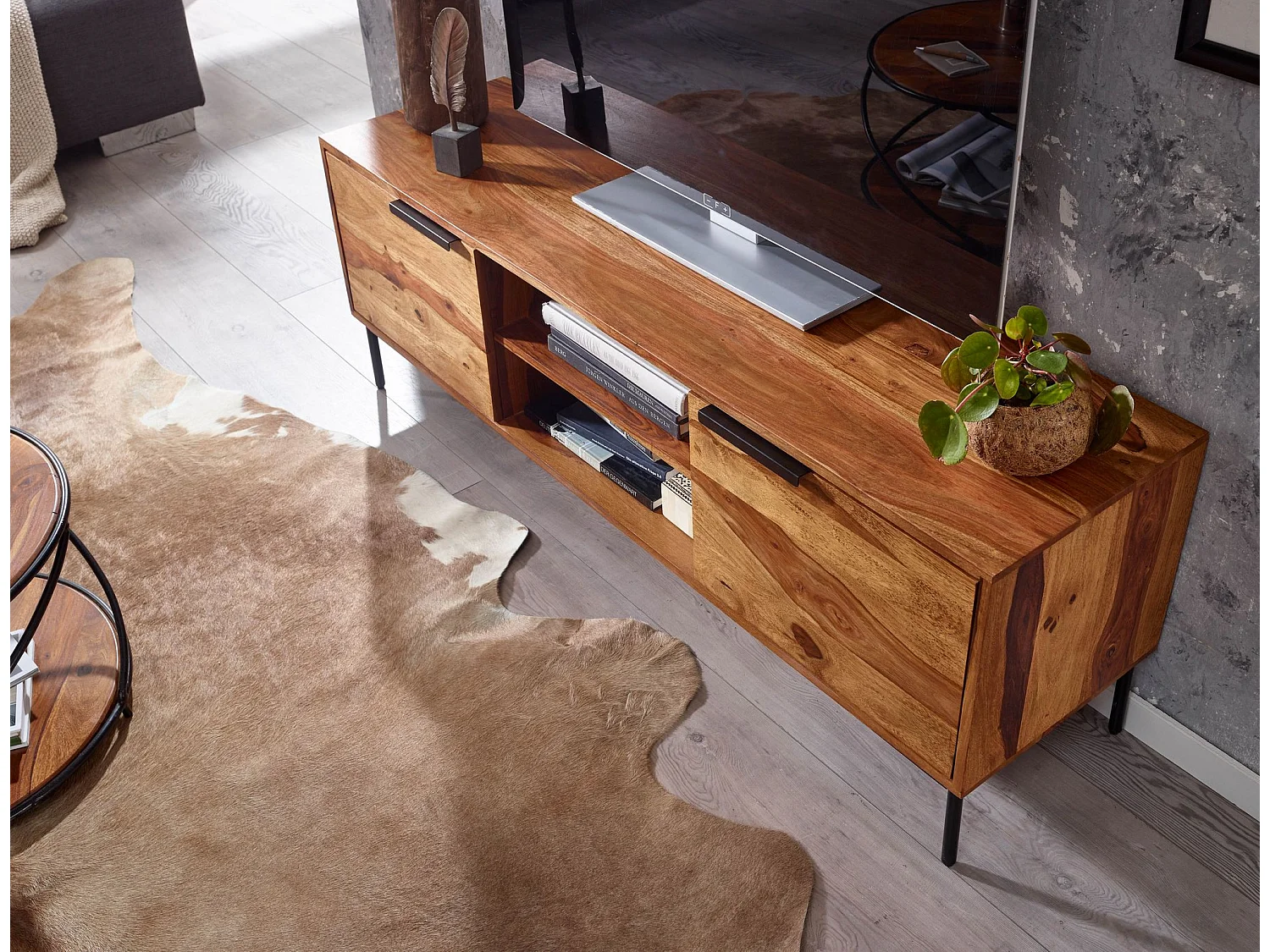 Meuble TV 147 cm Lowboard Rangements Commode TV Bois Massif avec Portes