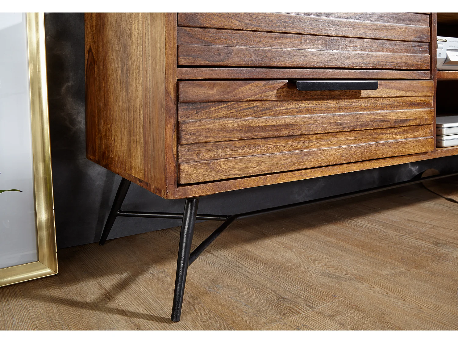 Meuble TV 160 cm Lowboard Tiroirs Commode TV Bois Massif avec Porte