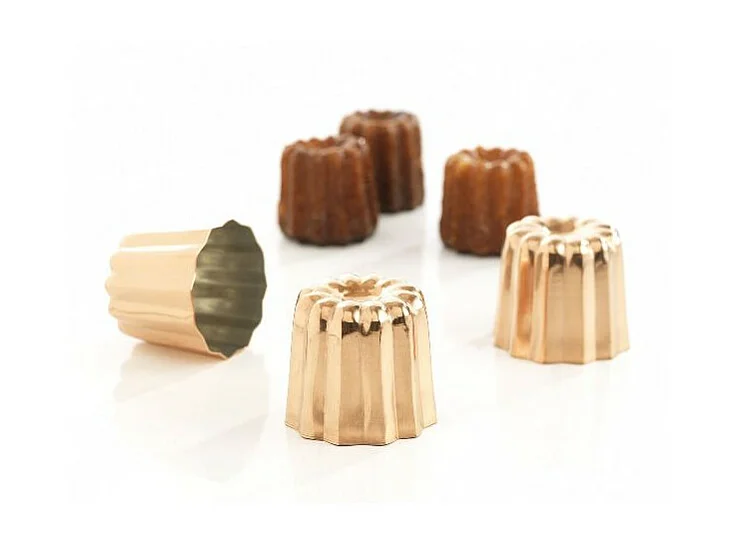 Set aus 4 Kupferformen für authentische und knusprige Cannelés