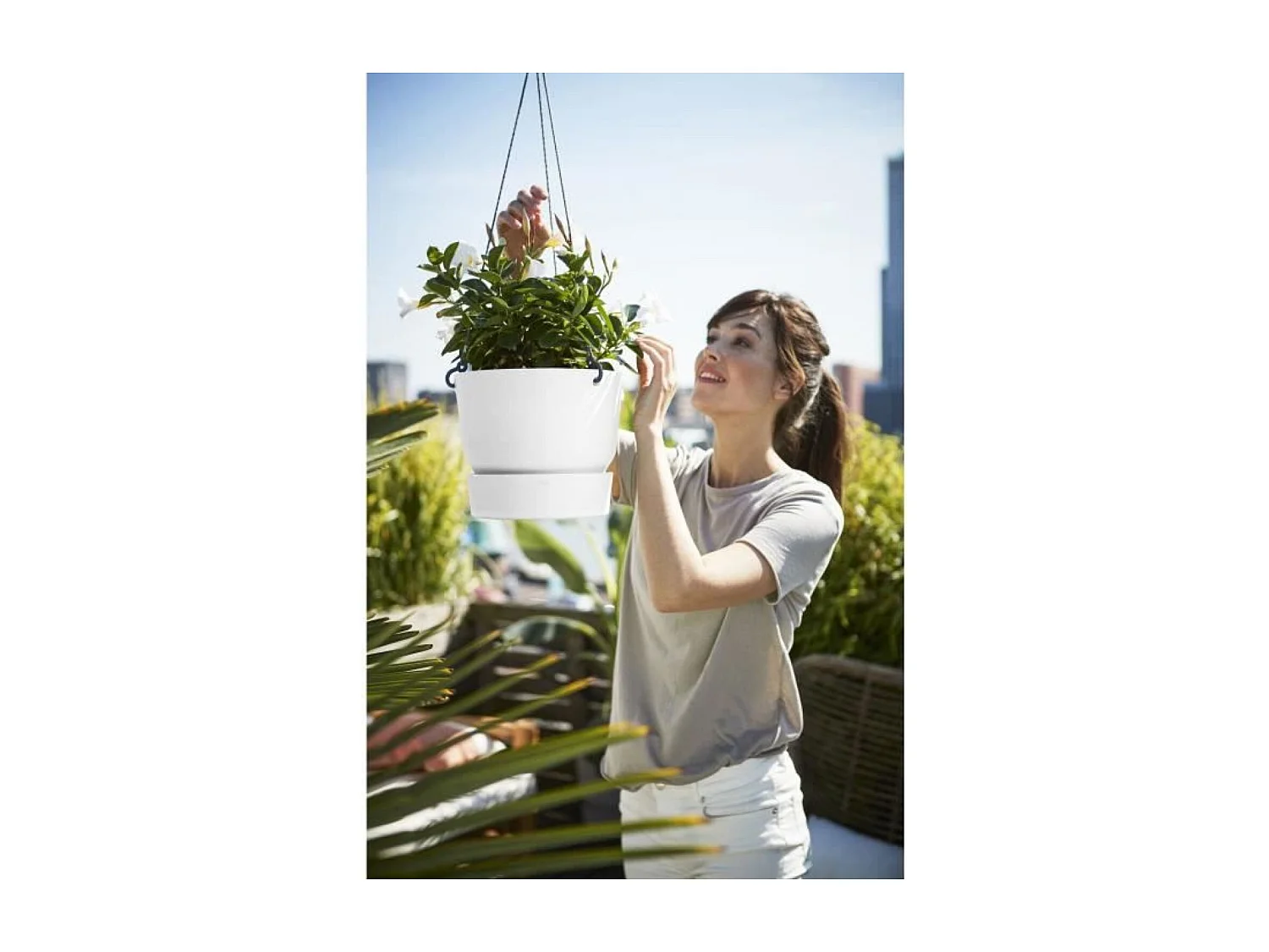 Pot de fleurs à suspendre extérieur Ø 24 x Hauteur 20 cm - Blanc