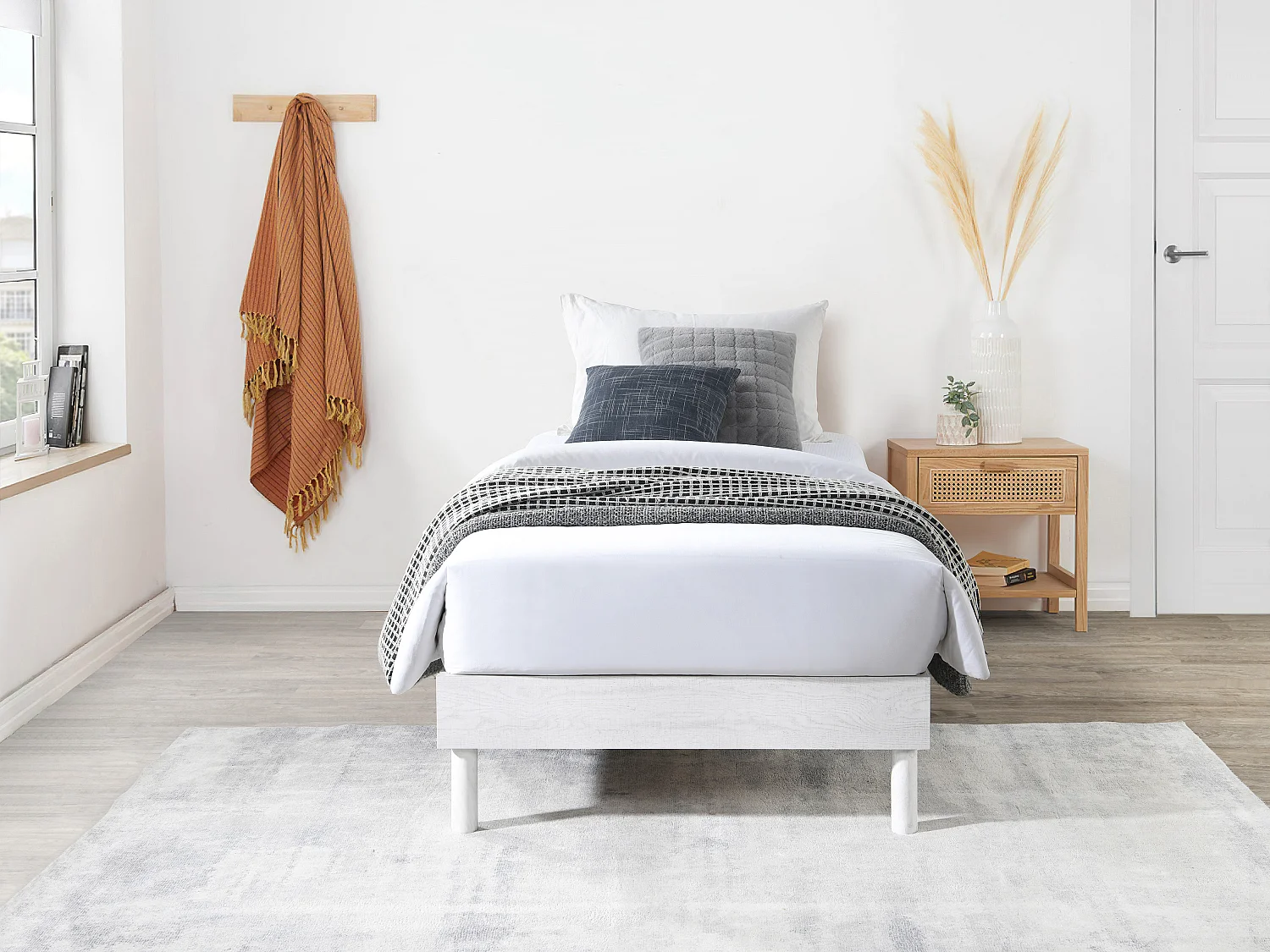 Ribbottensäng 90 x 190 cm - Vit - MUCHIGAN från YSMÉE