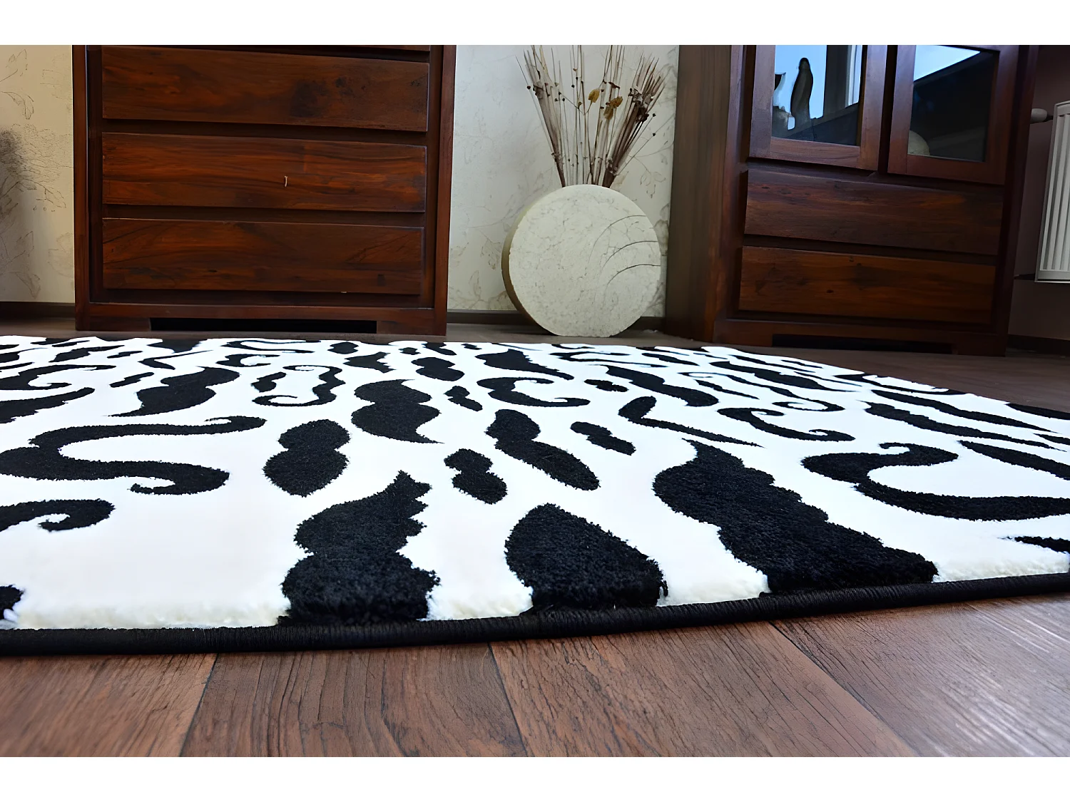 Tapijt SKETCH - FA67 room/zwart - Snor 160x220 cm