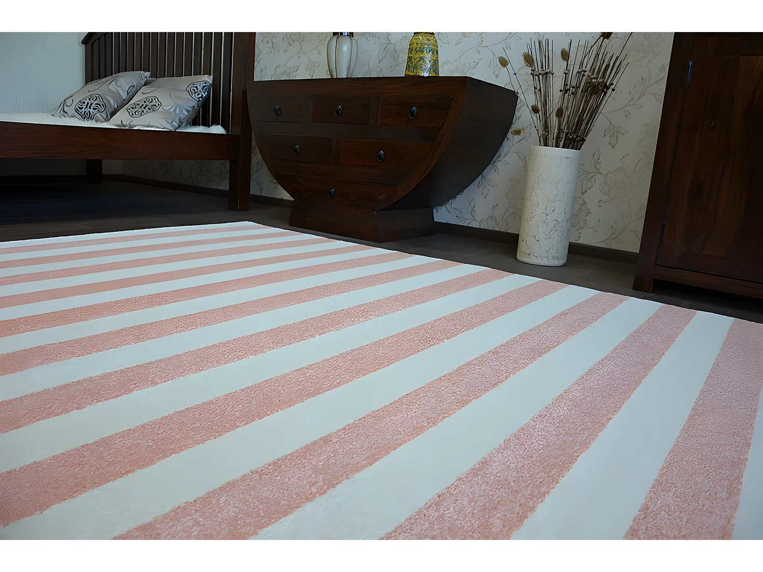 Tapijt SKETCH - F758 rozekleuring/ crèmee- Strepen 160x220 cm