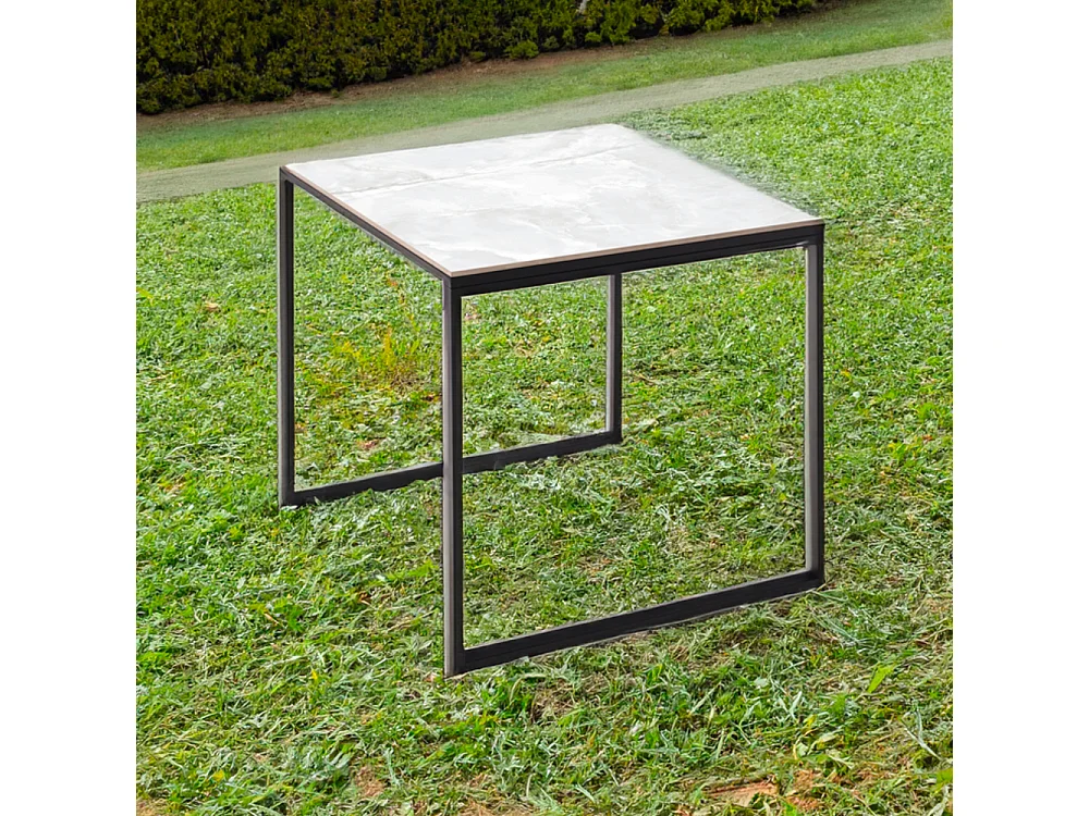 Table ceramique Smart Calacata 75x75x75cm Noir, adaptée pour intérieur et exteriéur, surface porcelanique et structure en acier SmarTile
