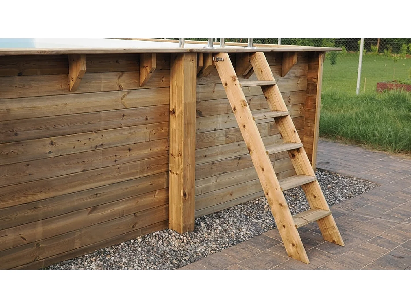 Piscine en bois 7,57x4,07 - H.1,45 m - avec filtration et coffre - BAS751OSPI+SZA - ALTANKA