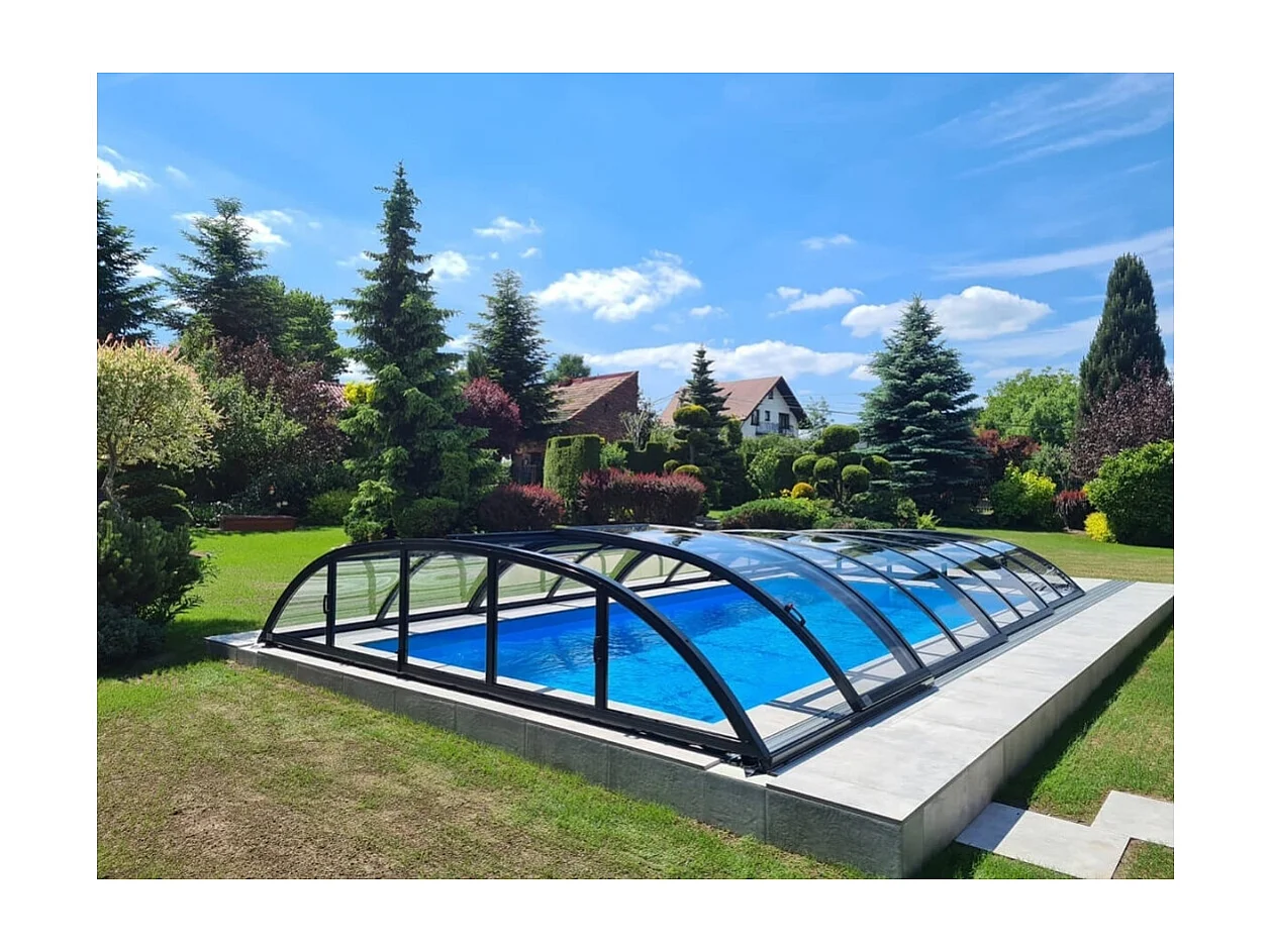 Copertura per la piscina Horizon - 8,61x4,20 m - Policarbonato compatto da 3 mm - Colore Antracite RAL7016 - ECO204 - ALTANKA