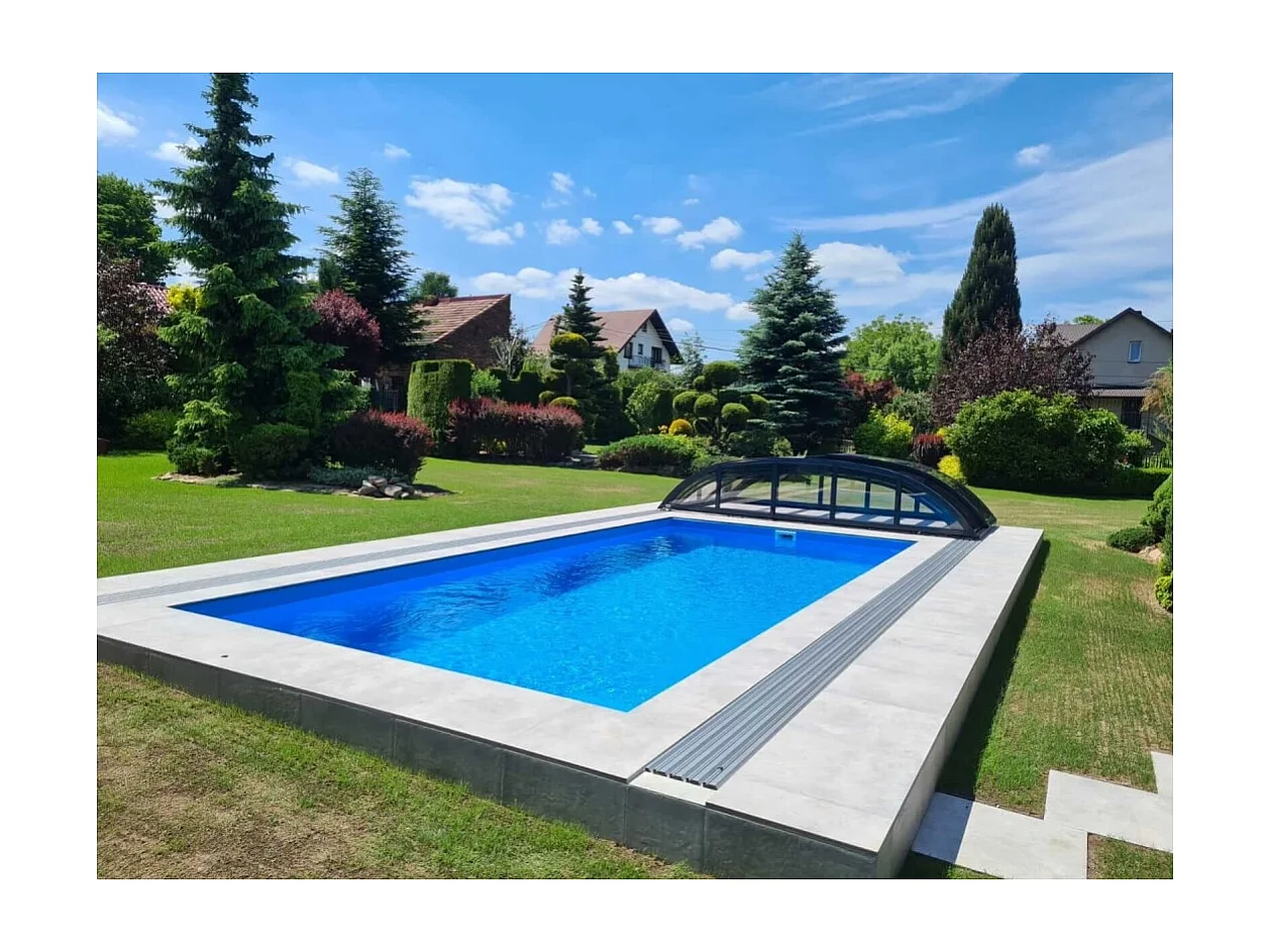 Copertura per la piscina Horizon - 8,61x4,20 m - Policarbonato compatto da 3 mm - Colore Antracite RAL7016 - ECO204 - ALTANKA