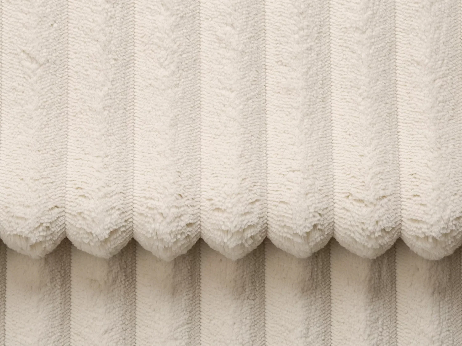 Canapé 4 places convertible express en velours côtelé grosses côtes beige - Matelas 13 cm mémoire de forme POGNIA