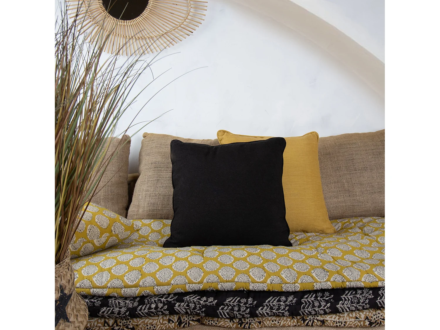 Now's Home - Coussin Carre  En Lin Coloris Noir 40x40cm Nyl