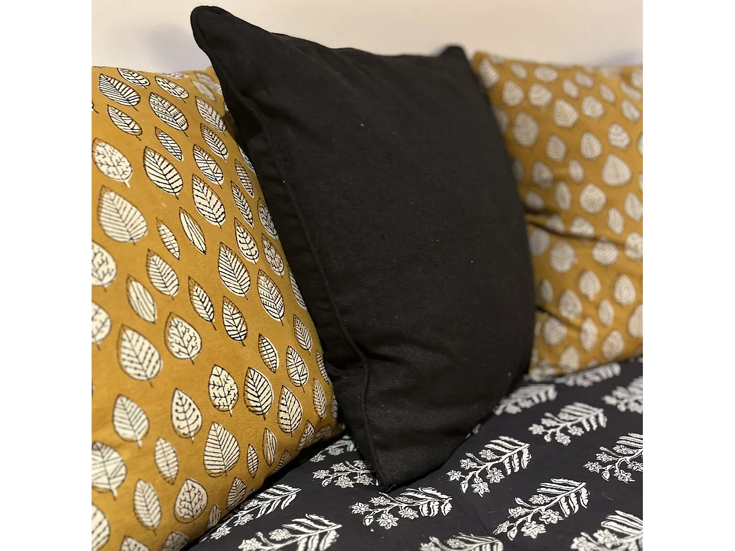 Now's Home - Coussin Carré  En Lin Coloris Noir 40x40cm Nyl