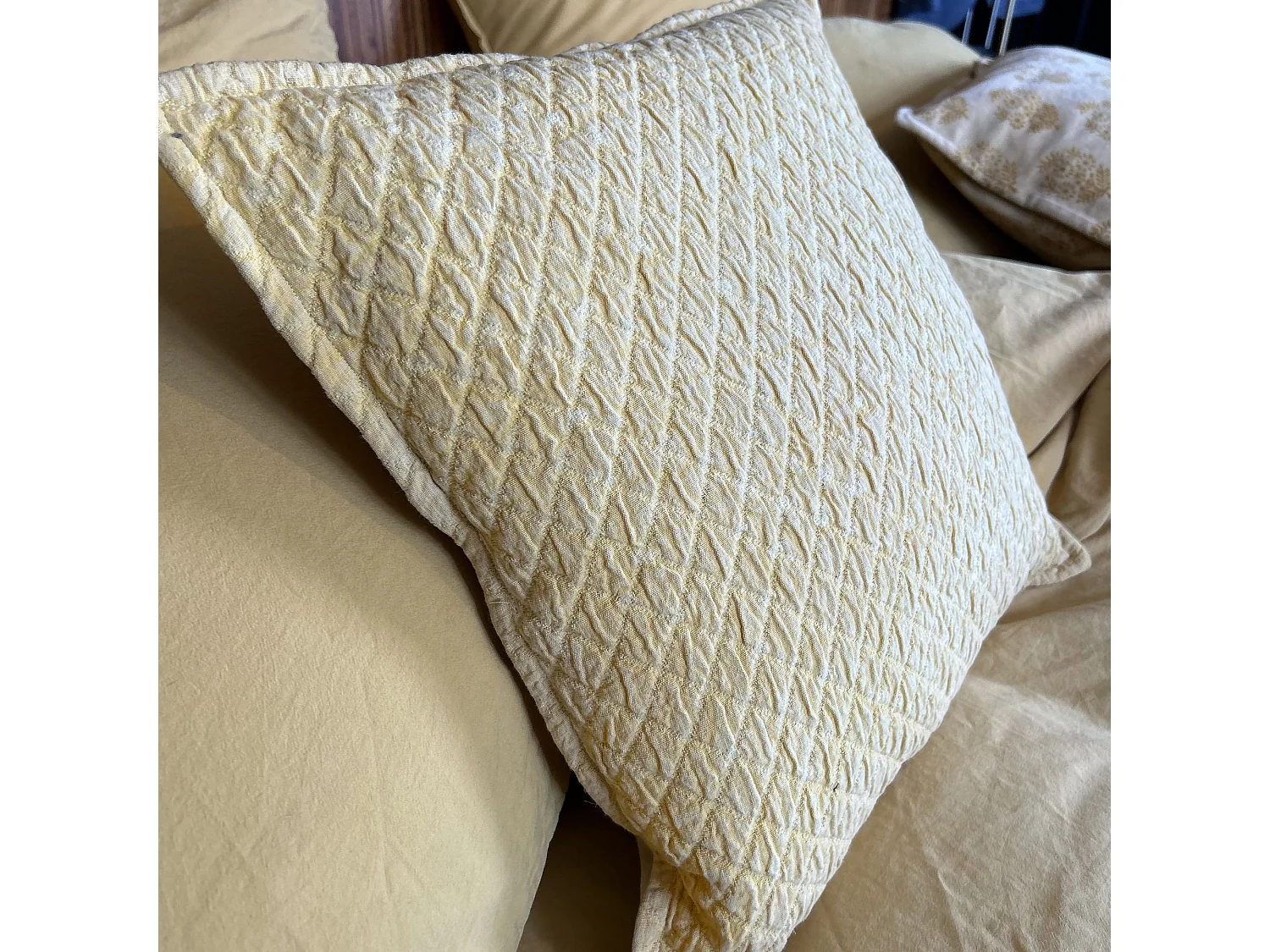 Now's Home - Coussin En Coton Gauffre Jaune 45x45cm Gali
