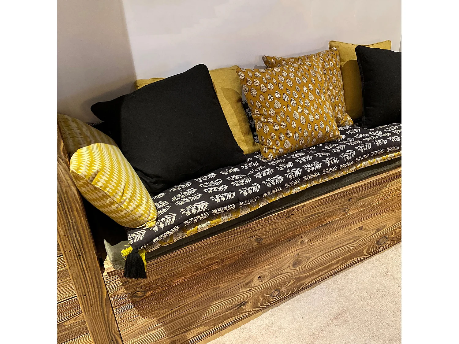 Now's Home - Coussin En Coton Imprime Coloris Jaune Moutarde 40x40cm Nilam