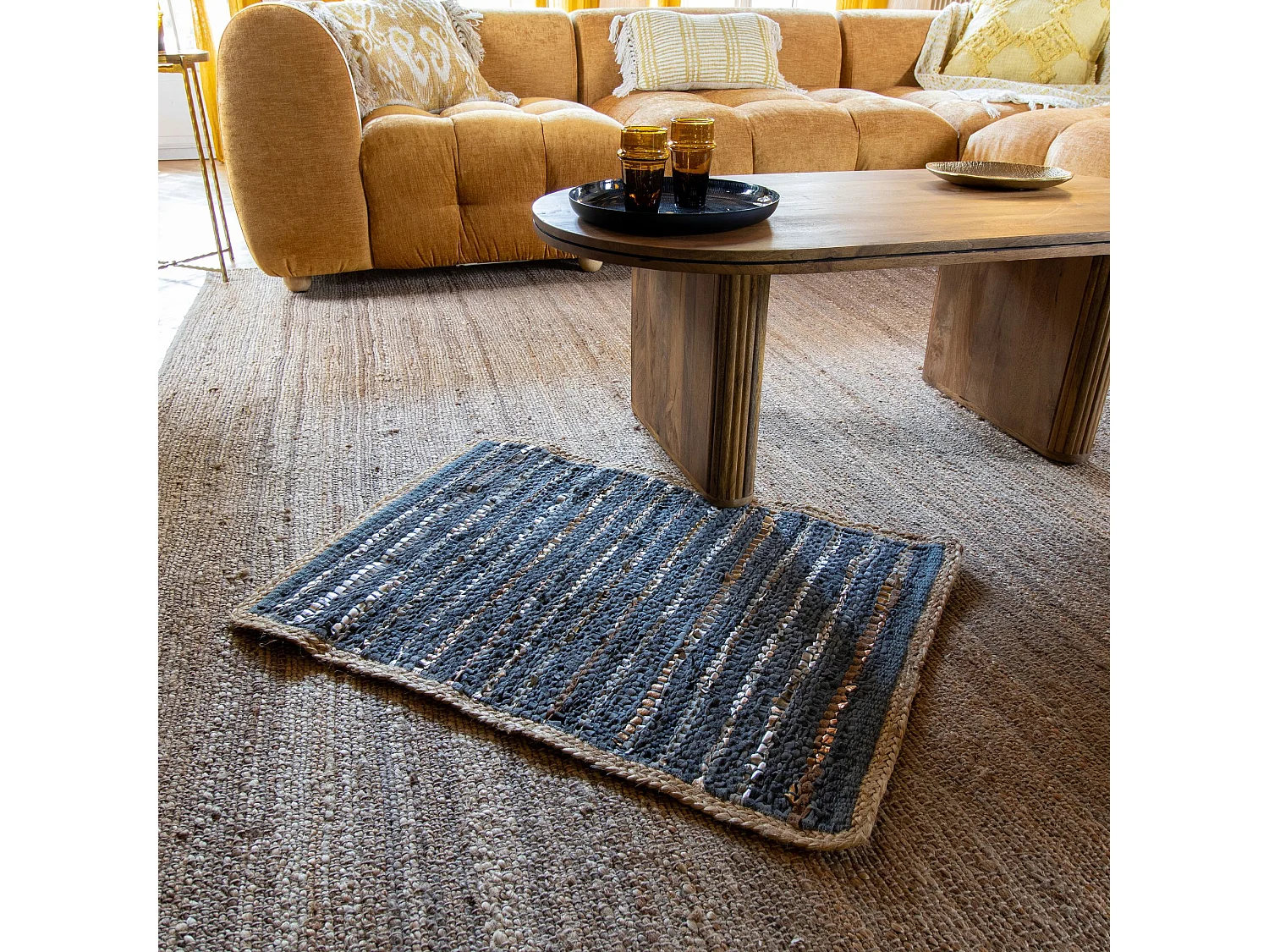 Now's Home - Tapis En Cuir Recycle Jute Et Coton Bleu Et Argente 60x80cm Asma