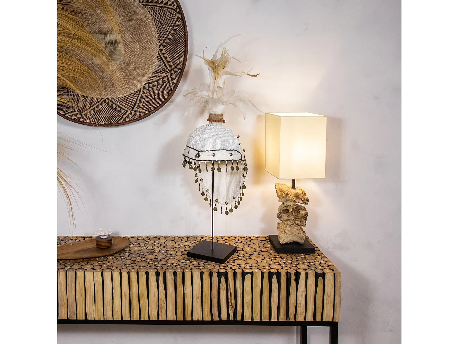 Now's Home - Coiffe Traditionnelle Brodee De Perles Et De Plumes O18x70 Cm Sanath