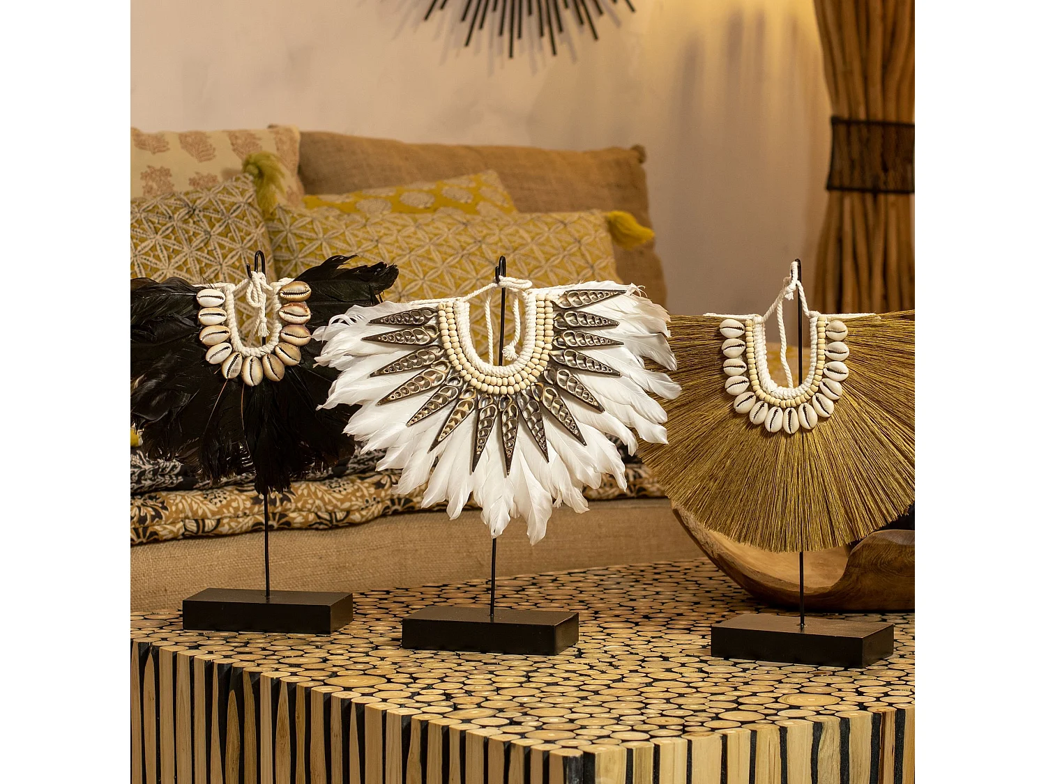 Now's Home - Collier En Plumes Blanches Et Coquillages 33x7.5x32 Papua