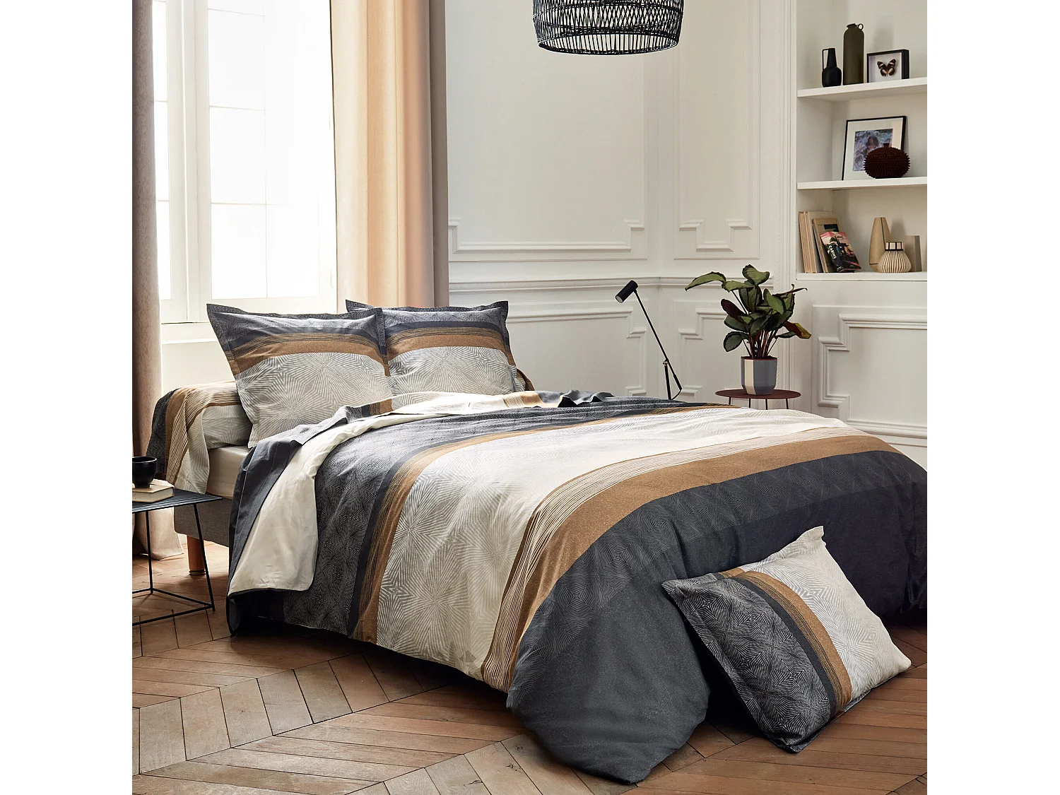 Parure de lit 260x240 cm 50x70 cm en satin de coton TIAGO noir