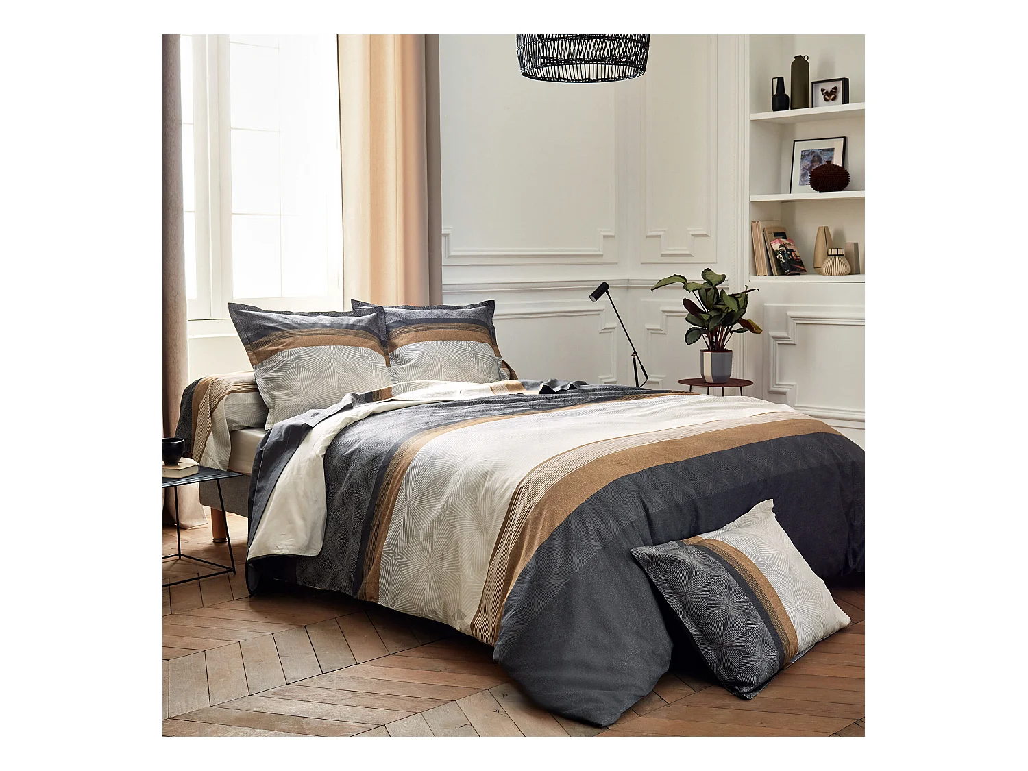 Parure de lit 200x200 cm 50x70 cm en satin de coton TIAGO noir
