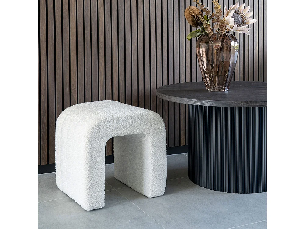 Colma - Pouf en tissu bouclette - Couleur : Écru