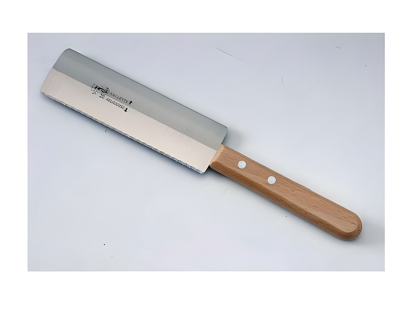 Faca de raclette em faia para uma degustação bem-sucedida