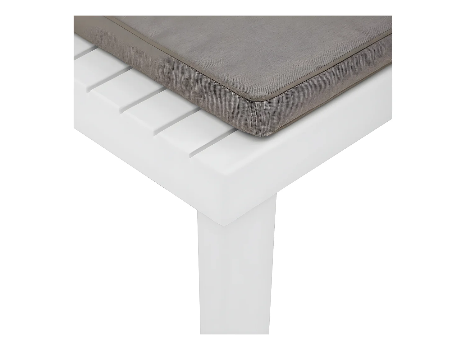 Silla de jardín con cojín plástico blanco ES54912