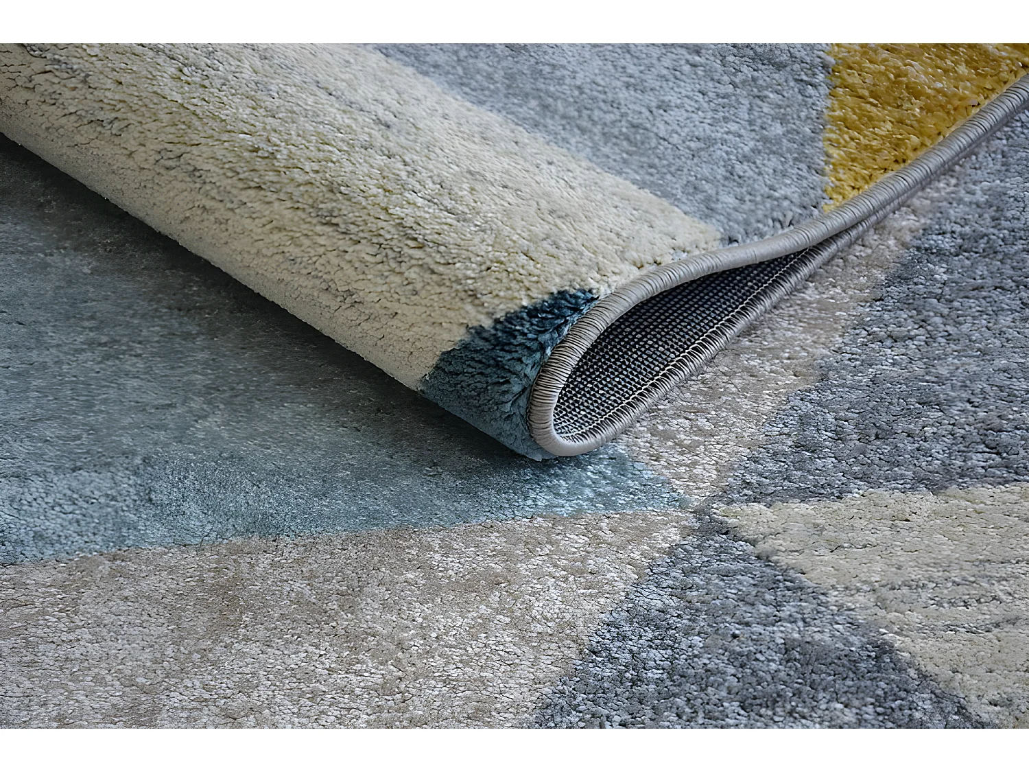 Tapis NORDIC TRIANGLES gris et crème G4580 280x370 cm