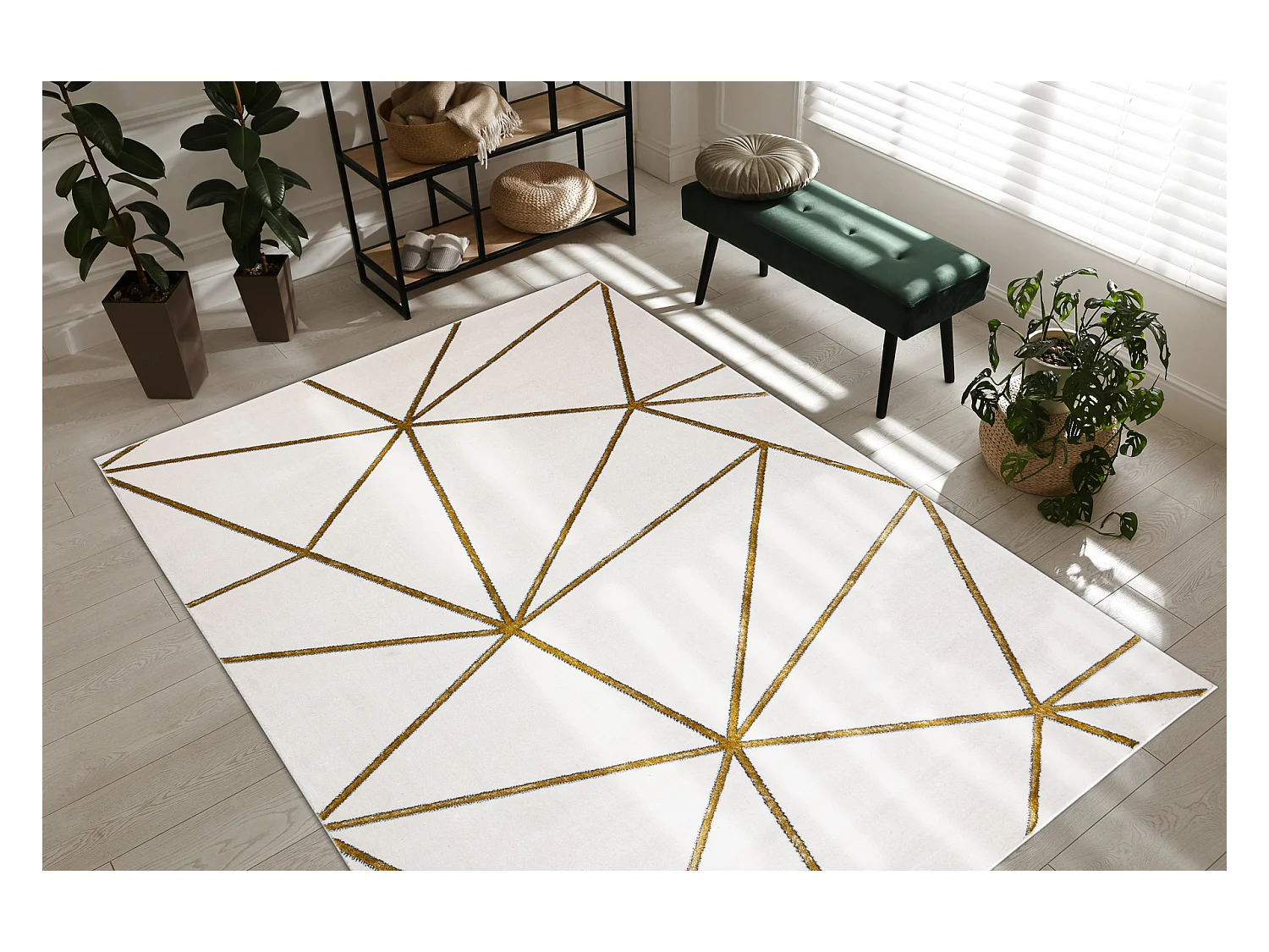 Tapijt EMERALD exclusief 1013 glamour, stijlvol geometrisch room / gou 180x270 cm