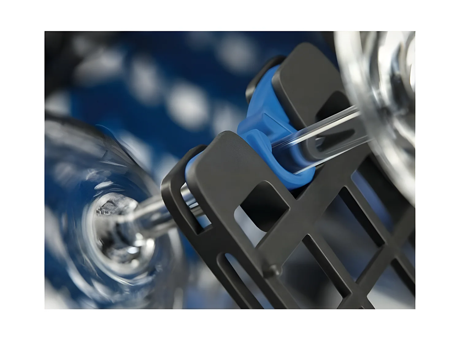 Electrolux EEM69300IX  Lavastoviglie A scomparsa parziale 15 coperti D