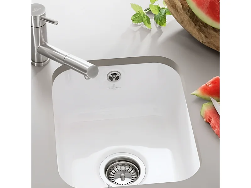 Evier 1 bac VILLEROY ET BOCH Cisterna 45 Blanc CeramicPlus avec vidage manuel