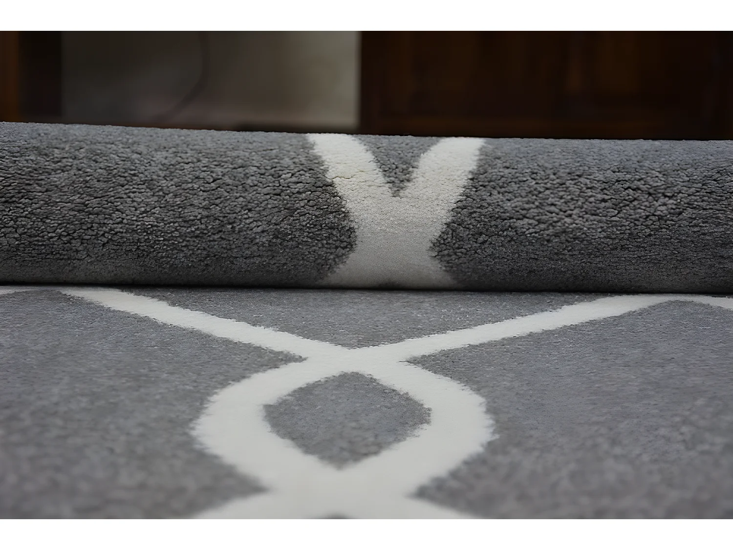 Tapis SKETCH - F934 gris et crème trellis 160x220 cm