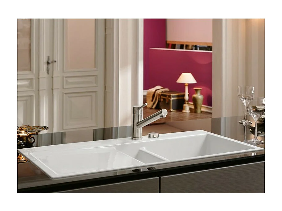 Evier 1 bac et demi avec egouttoir a gauche VILLEROY ET BOCH Subway Pure 60 100 x 51 cm Blanc vidage automatique inclus