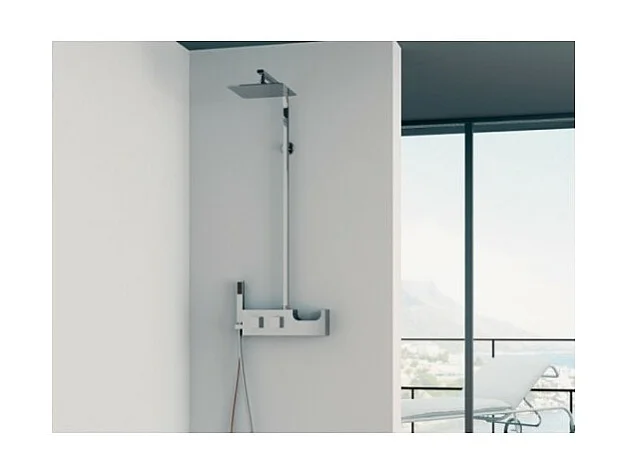 Colonne de douche KINEDO Aquachrome + nettoyant Briochin