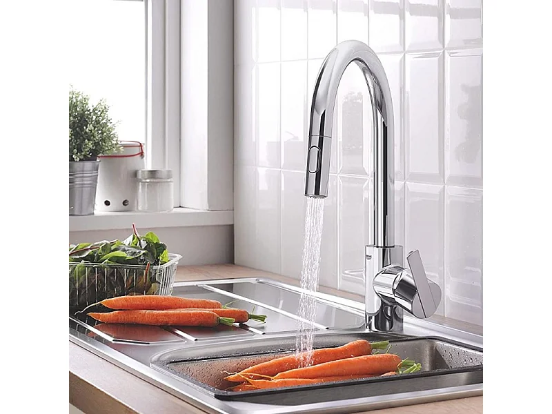 Robinet de cuisine avec douchette GROHE Feel chromé + nettoyant GrohClean