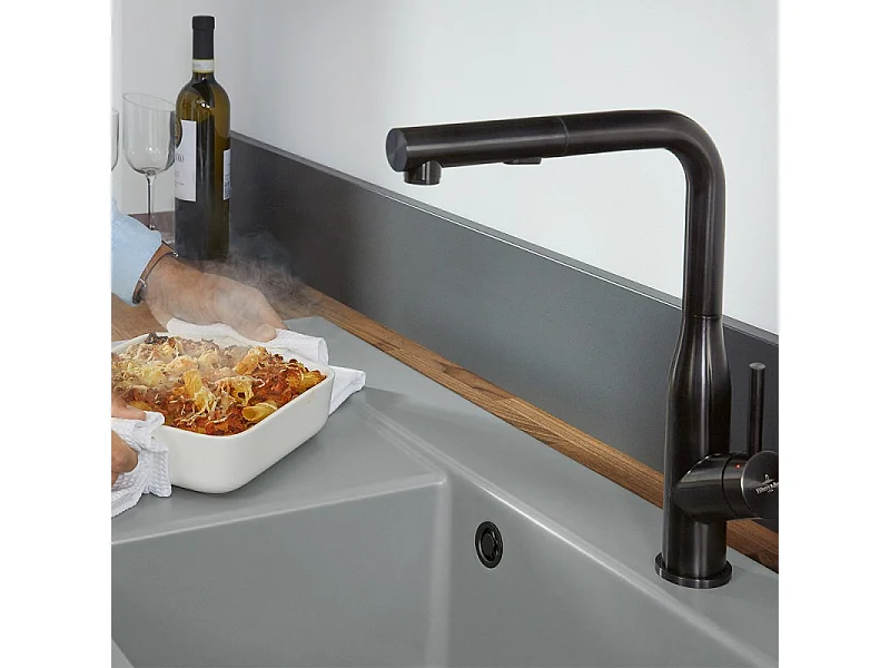 Robinet cuisine VILLEROY ET BOCH Subway Style Shower anthracite + nettoyant