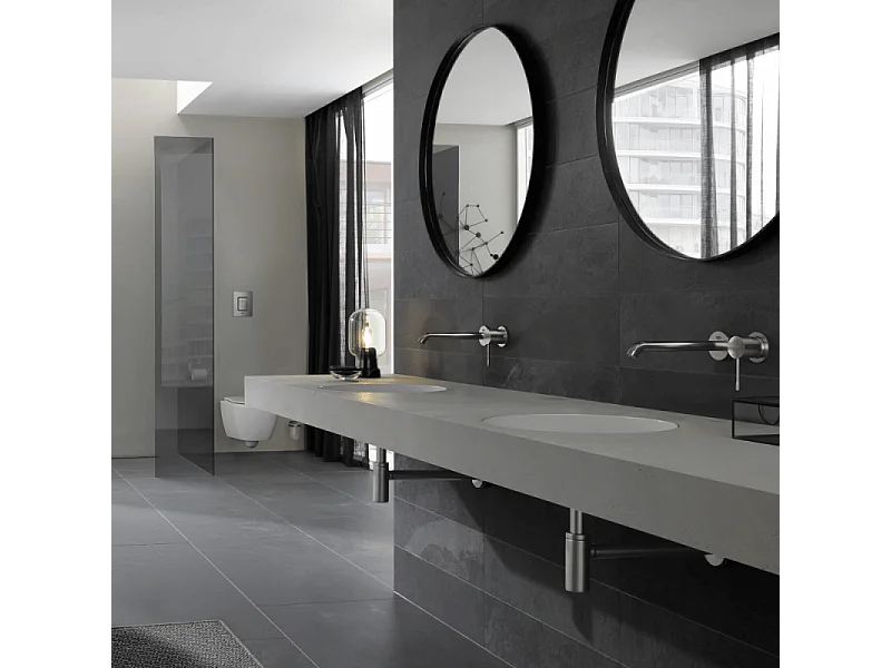 Lot de 2 mitigeurs lavabo mural GROHE Essence 2 trous L Chromé + corps encastré