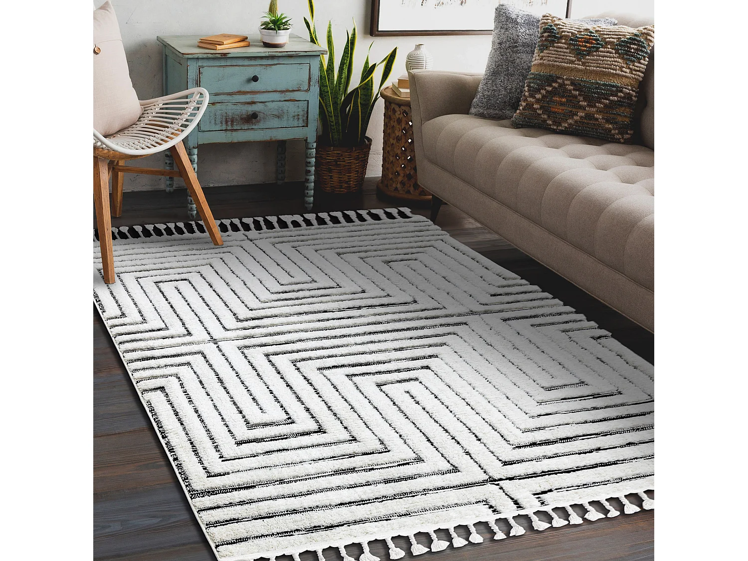 Tapijt SEVILLA Z788B Labirynt, Grieks wit / antracyt Kwastjes berbery  180x270 cm