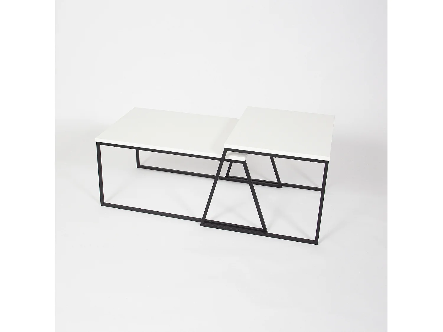 Ensemble 2 tables basses gigognes blanche et noir Valdis
