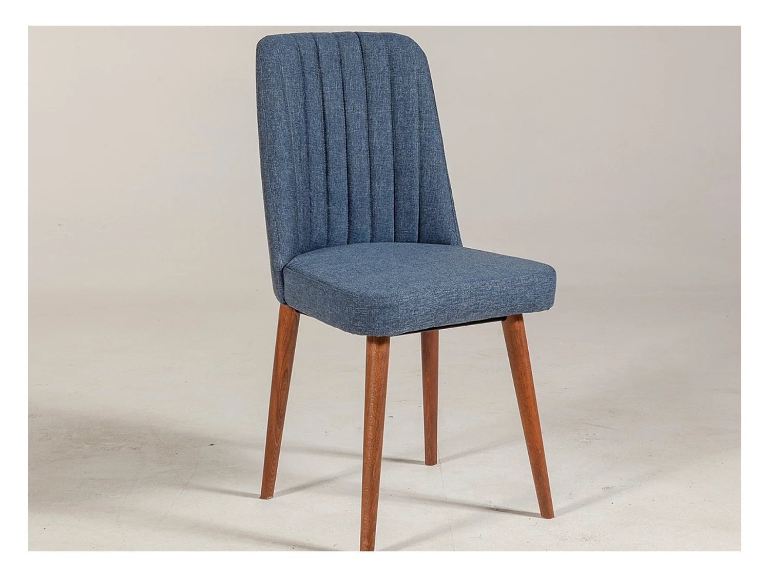 Chaise de salle à manger tissu bleu et bois Noyer Mareva