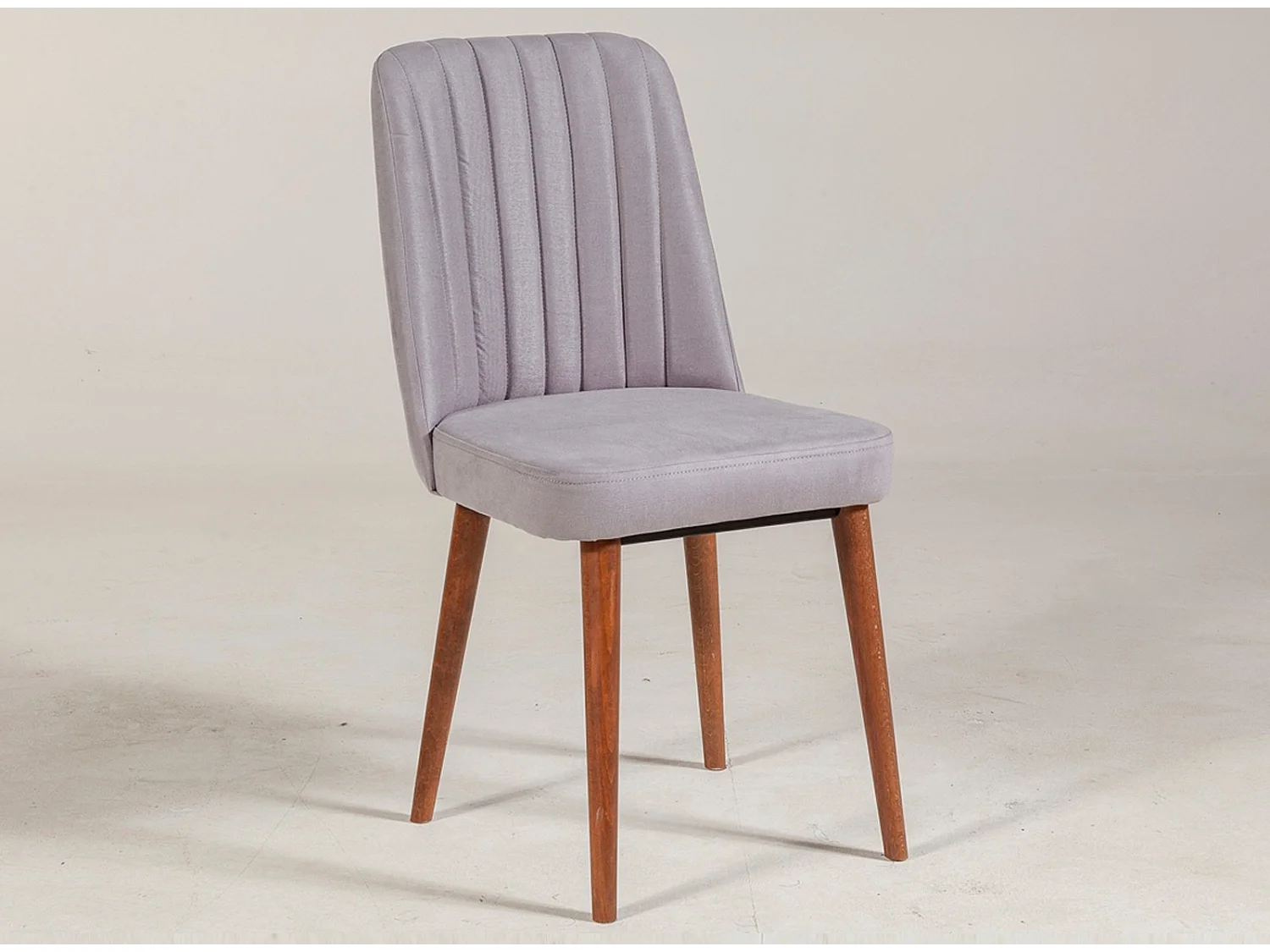 Chaise de salle à manger tissu gris et bois Noyer Mareva