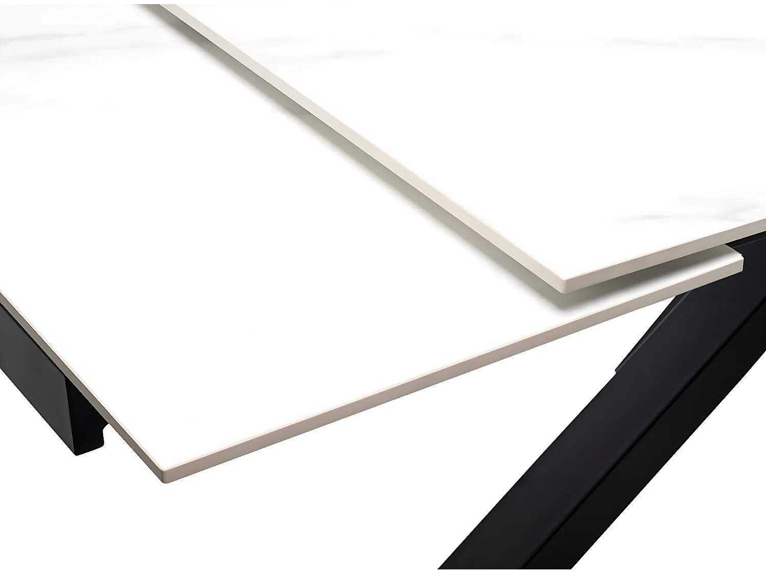 Table rectangulaire extensible porcelaine et métal noir Slika-Plateau Noir-Largeur 180/220/260 cm-Piètement Noir