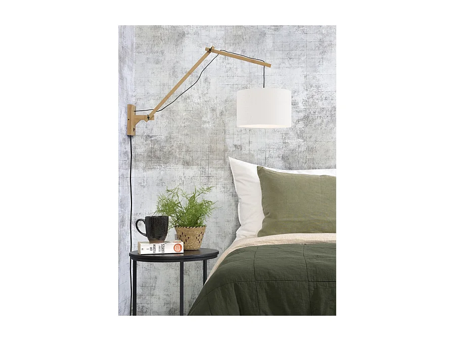 Bruine bamboe wandlamp met witte lampenkap