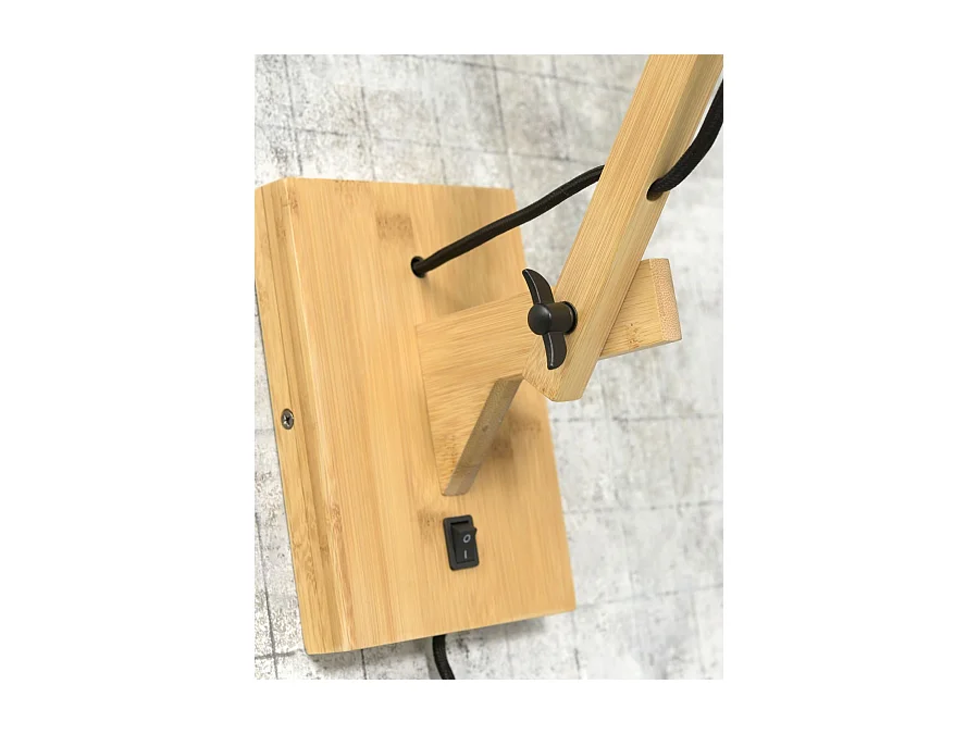 Bruine bamboe wandlamp met witte lampenkap