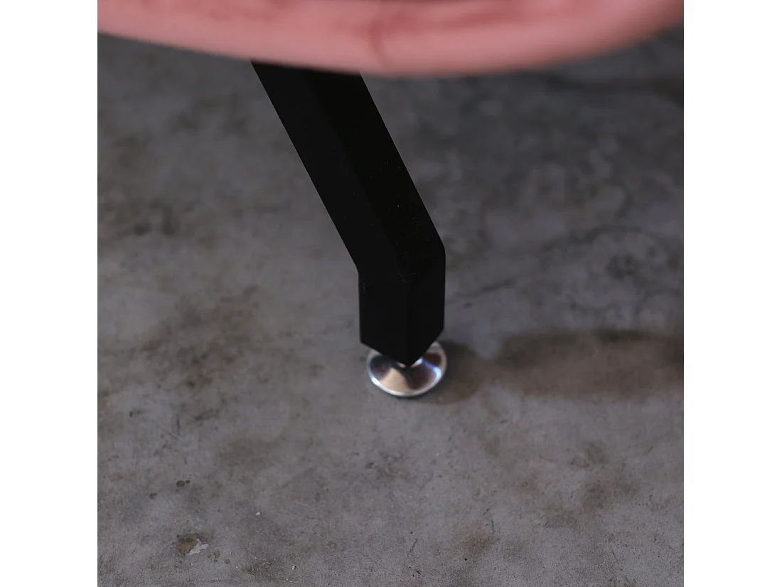 Poltrona design vintage in velluto rosa antico gambe nere