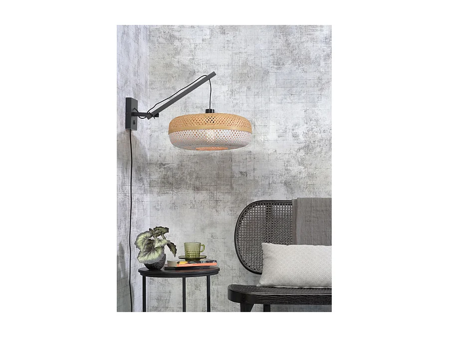 Applique en bambou avec bras noir et abat-jour bicolore