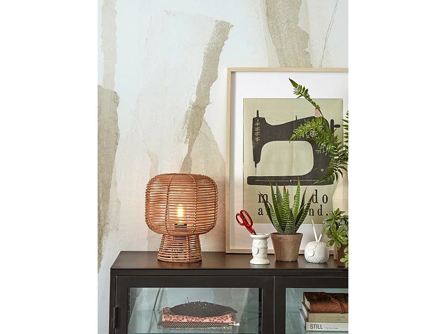 Lampe de table en rotin marron avec fil noir