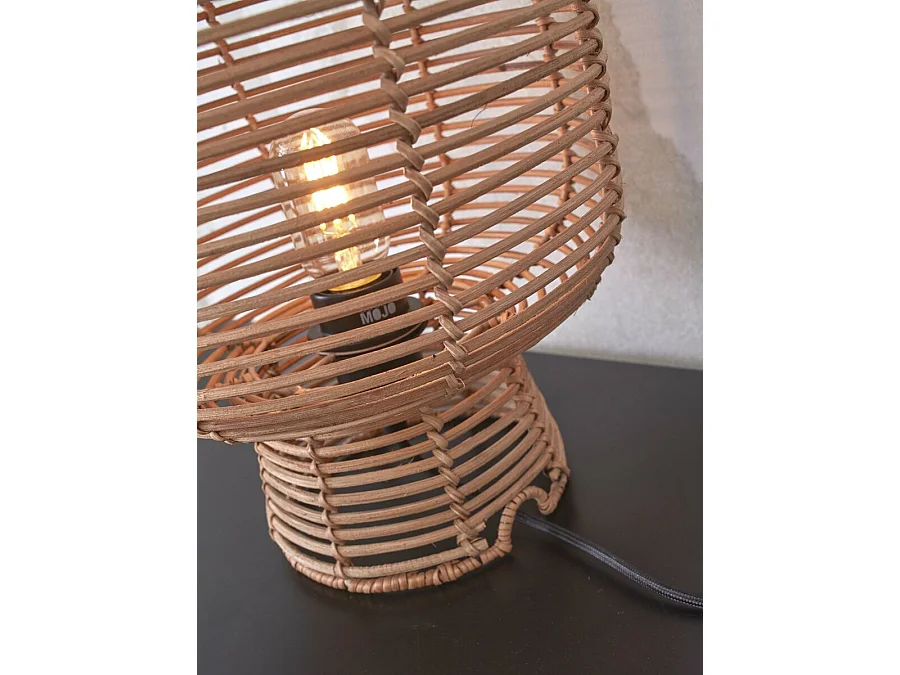 Lampe de table en rotin marron avec fil noir